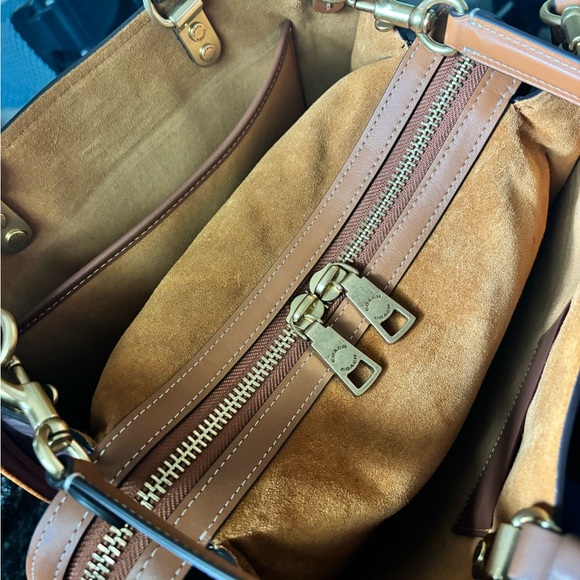 Coach Rogue 30 amber color block - Picture 5 of 10